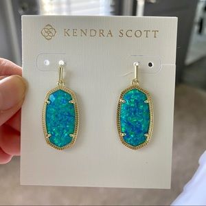 [SOLD] Kendra Scott Dani Earring In Turquoise Opal